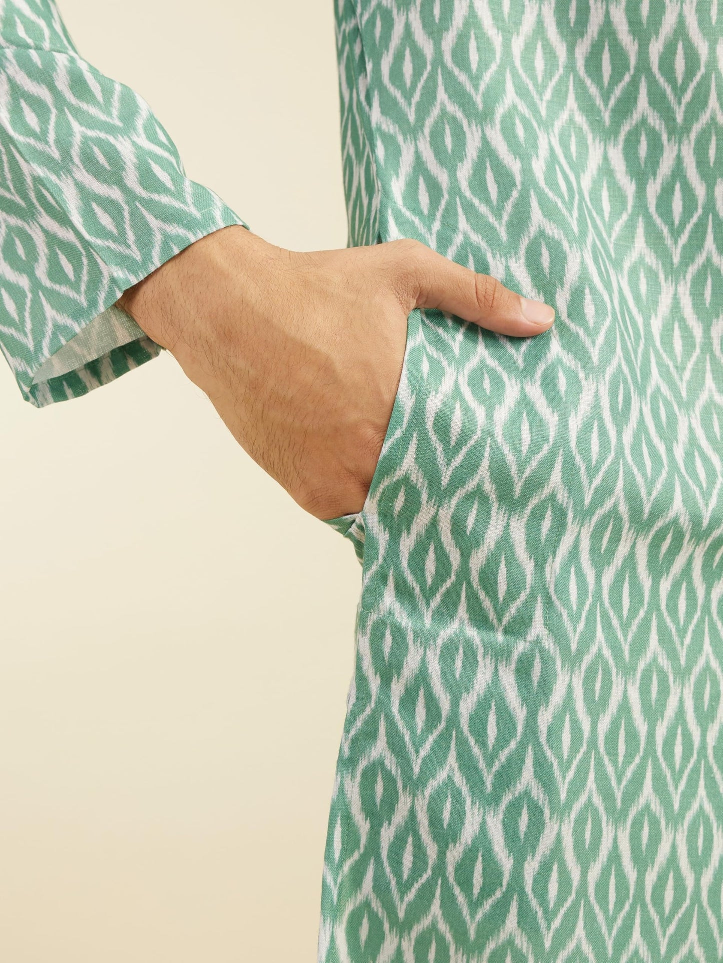 DIWAS BY MANYAVAR Men's Cotton Blend Printed Kurta (Green,M)