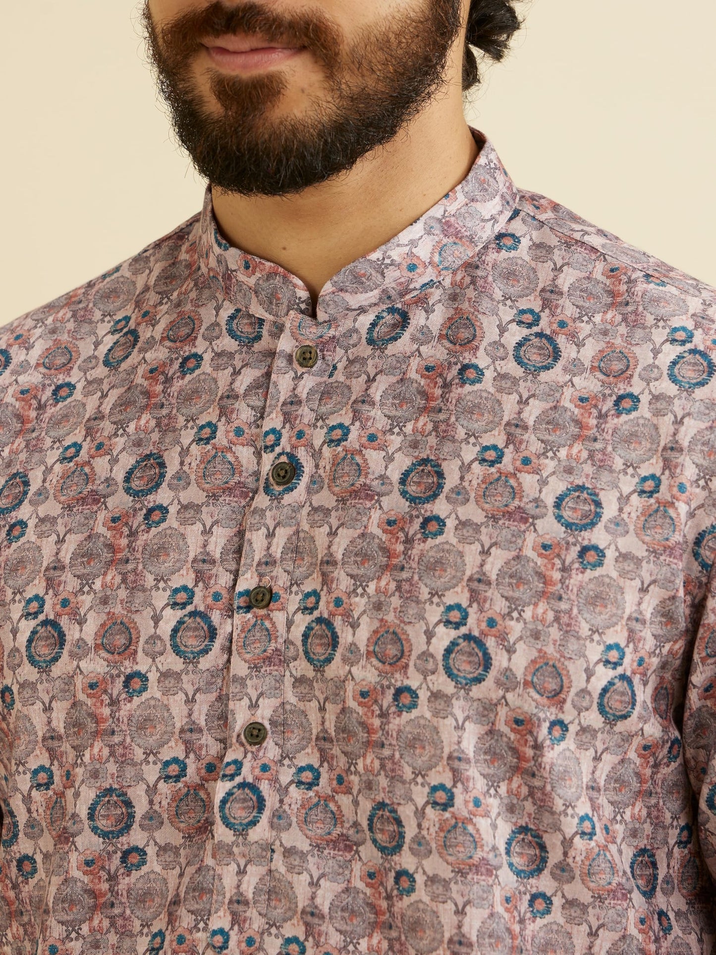 Manyavar Men's Cotton Blend Digital Print Short Kurta (Peach,XL)