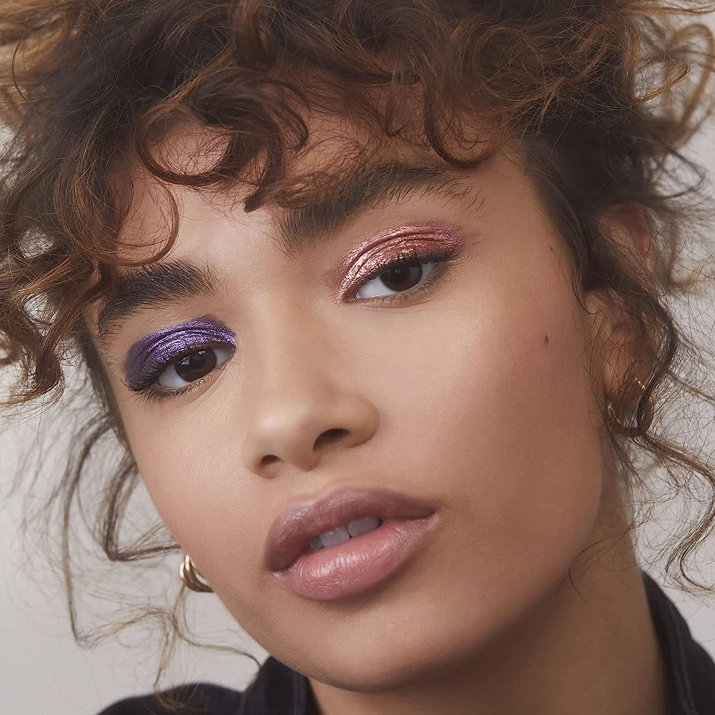 e.l.f. Liquid Metallic Eyeshadow, Quick-Drying, Long-Lasting, Gel-Based Formula For One-Swipe Pigmented Coverage, Vegan & Cruelty-Free, Supernova