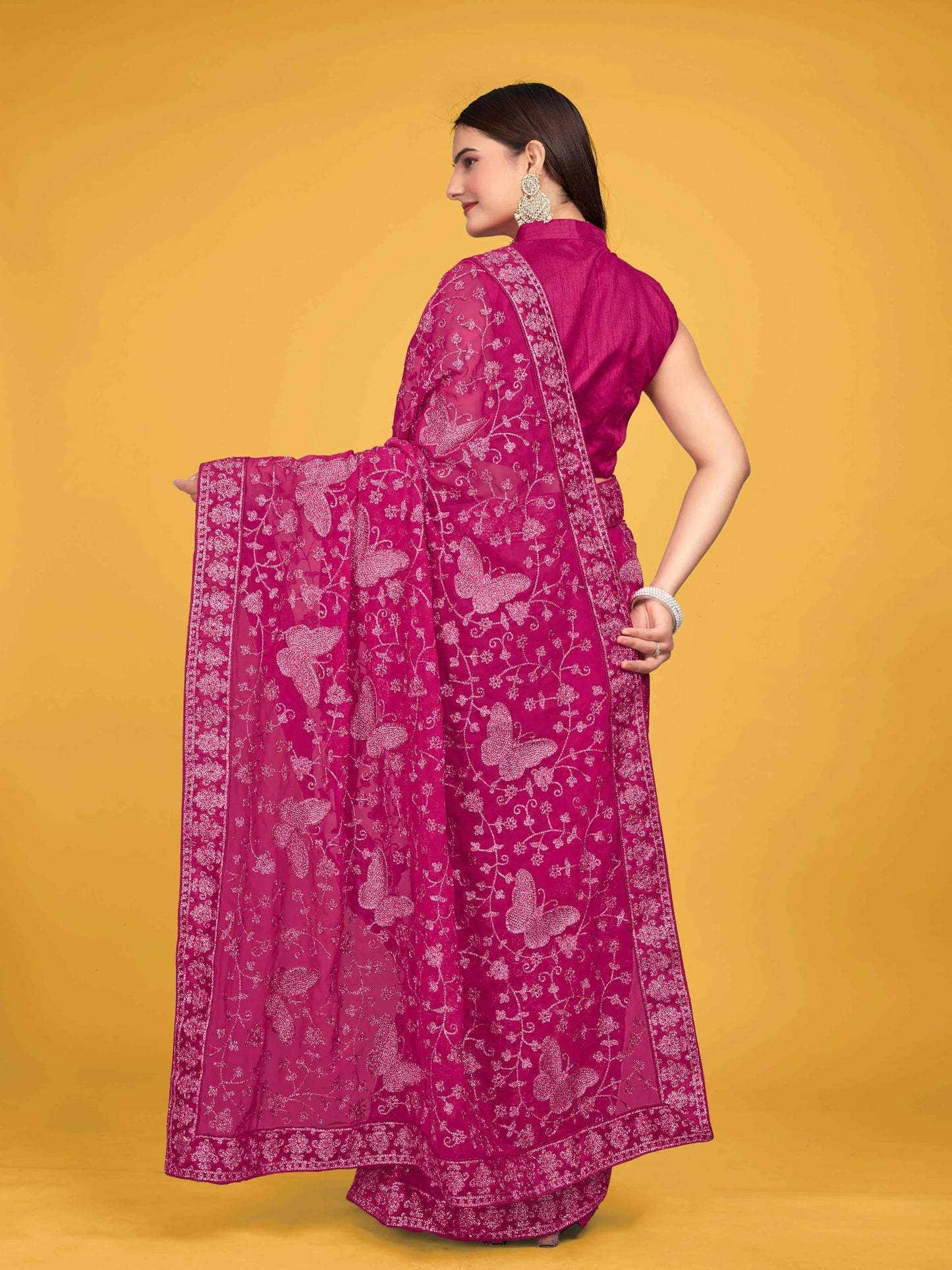 MANOHARI Women Georgette Most Trendy Embroidery Pink Saree With Blouse Piece