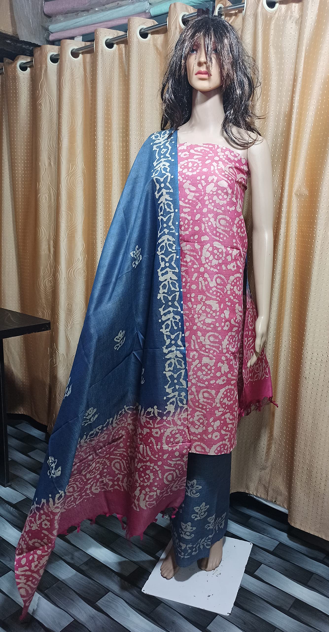 ZERATEX Women's Cotton Silk Handcrafted Batik Print Unstitched Salwar Suit Dress Material With Duputta (Pink)