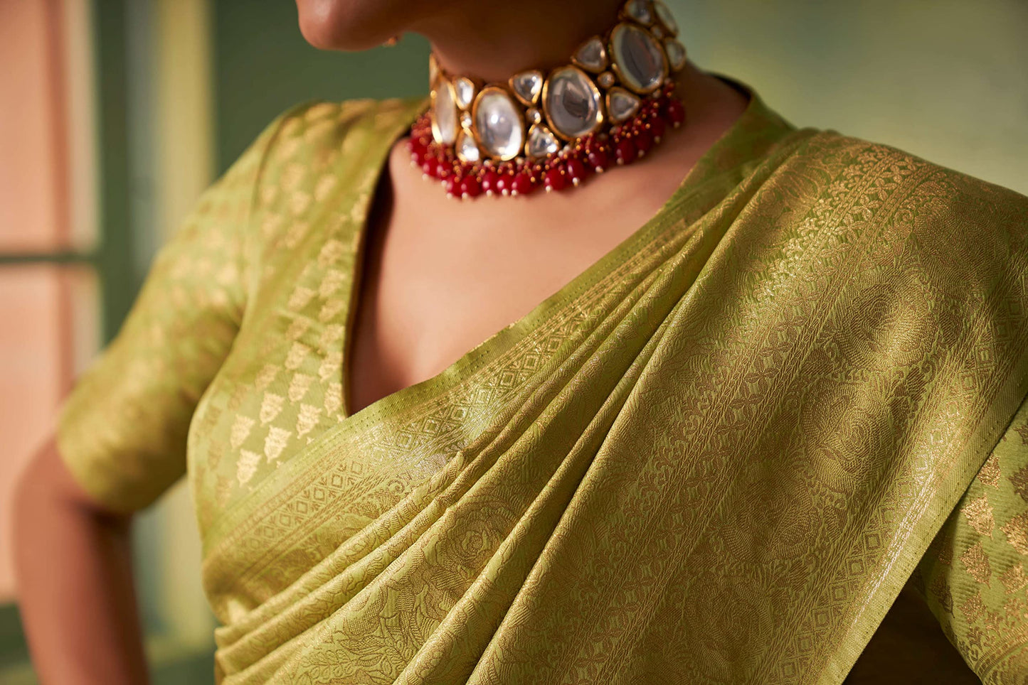 Vardha Women's Kanchipuram Art Silk Saree with Unstitched Blouse Piece - Gold Zari Woven Work Sarees for Wedding (Asya Vol.4_561)