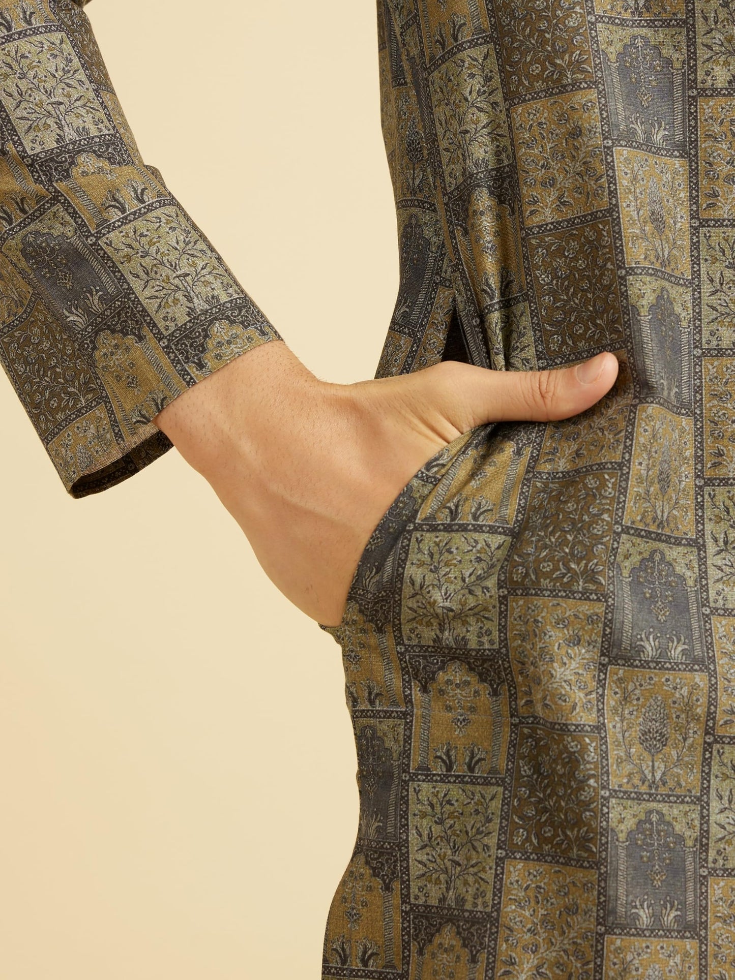 Manyavar Men's Cotton Digital Print Long Kurta (1pc)