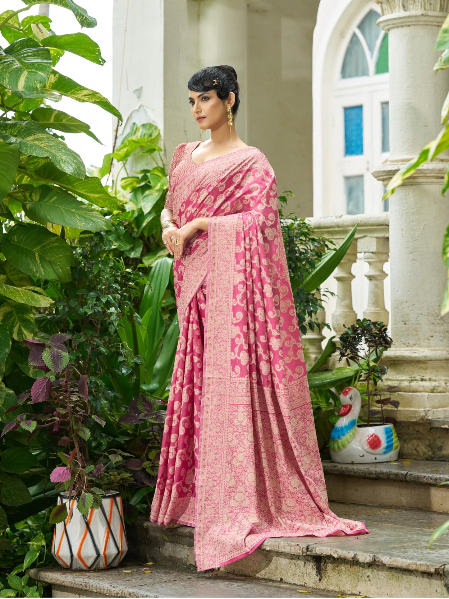 SWORNOF Women's Lucknowi Chikankari Linen cotton Woven Sarees For Women with Blouse sarees for Women (PINK2)