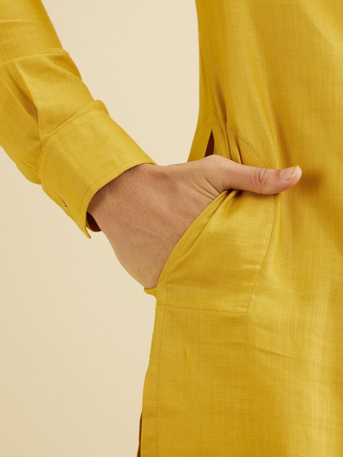 Manyavar Men's Cotton Solid Kurta (Mustard,XXL)