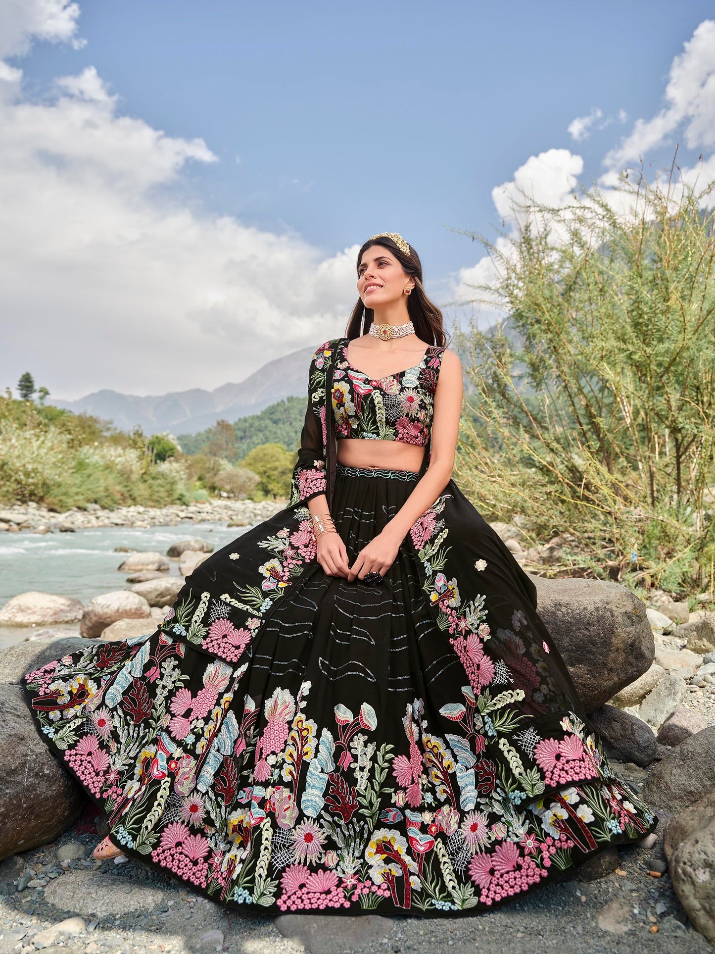 Divine Exim Women's Georgette Semi Stitched Lehenga Choli with Dupatta | Thread and Sequin Embroidery Pattern | Traditional, Wedding, Ethnic Wear Lehenga