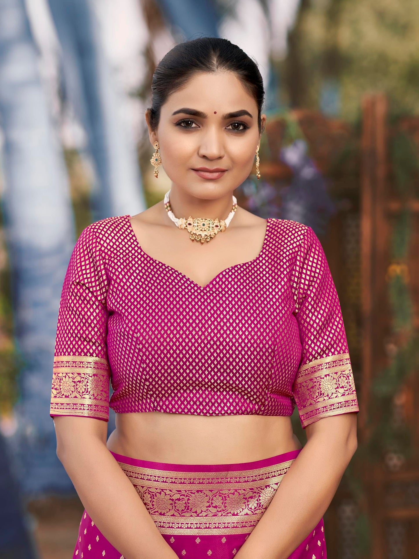 MANOHARI Women's Most Trendy Banarasi Satin Silk Woven Pink Saree With Heavy Jacquard Work Saree With Blouse Piece_MN1994