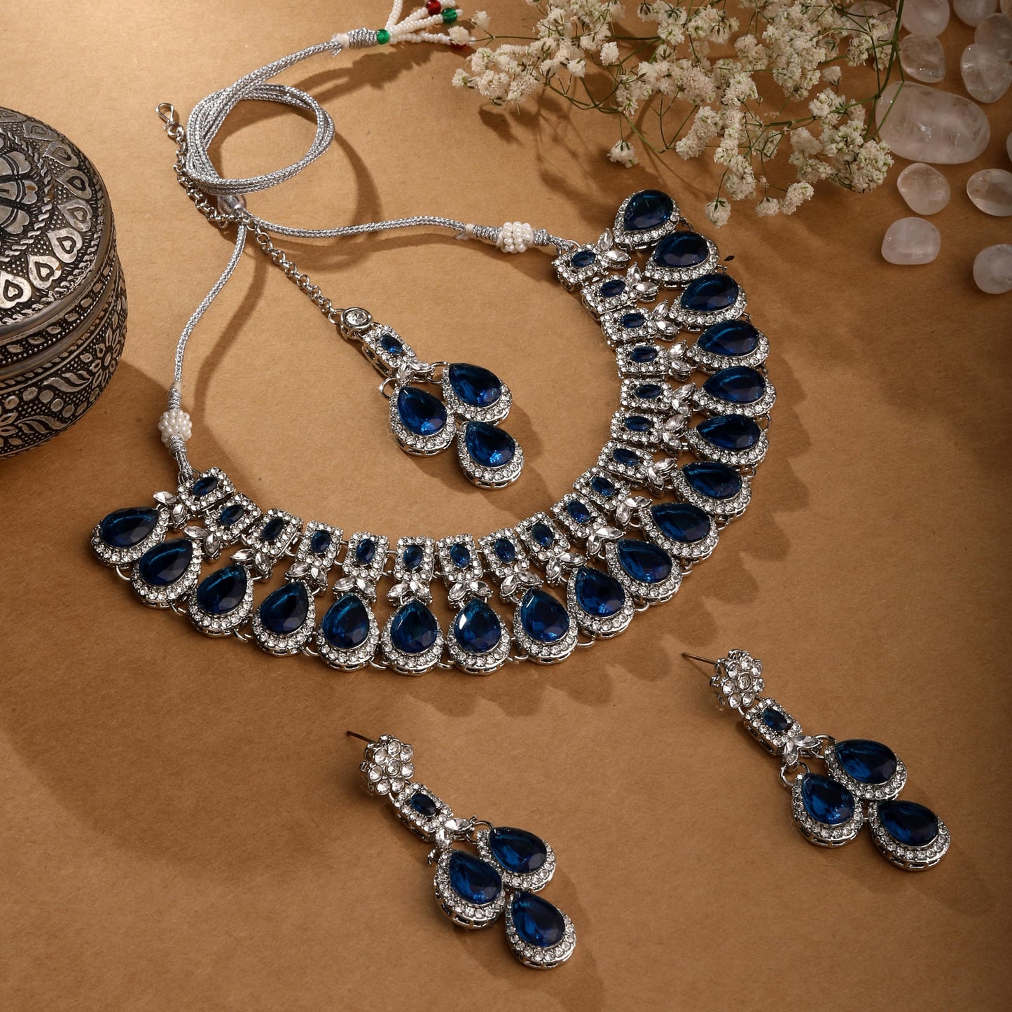 Atasi International Kundan Polki and Crystals Traditional Necklace with Earrings and Maang Tikka for Women - Jewellery Set for Party, Wedding, Engagement