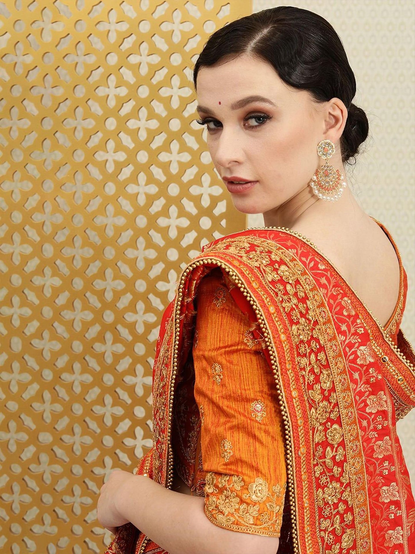 TRENDMALLS Women's Pure Silk Embroidery Work Saree with Unstitch Blouse Piece (K1112-Red)
