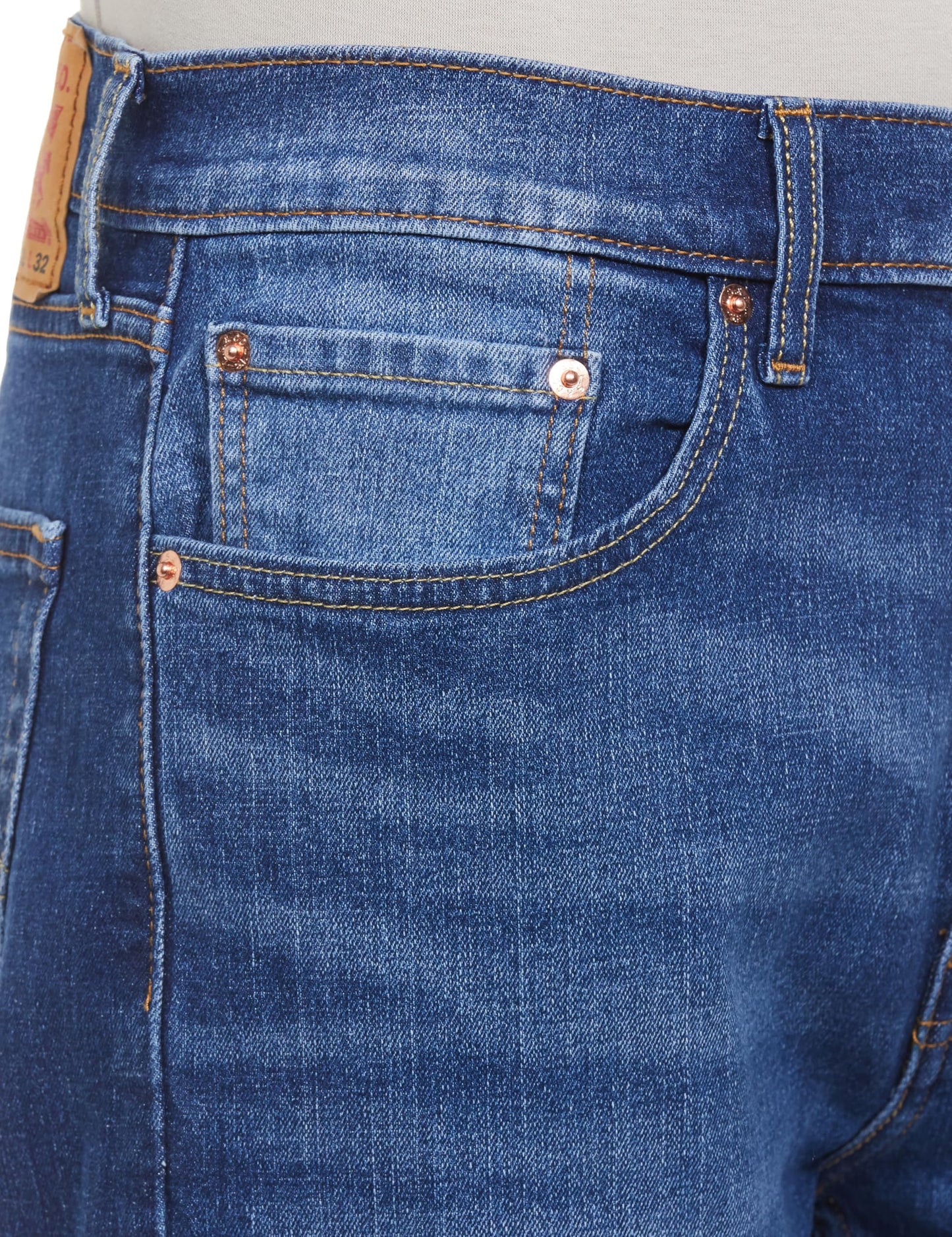 Levi's Men Mid Rise Relaxed Jeans (003FA-0002_Blue_34)