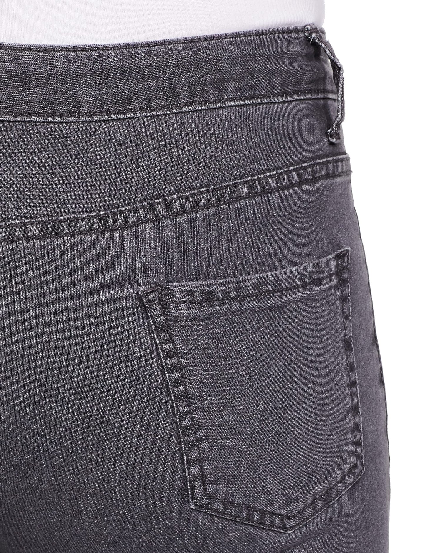 Max Women's Regular Jeans (NOOSN1SF4EPP_Grey_30)