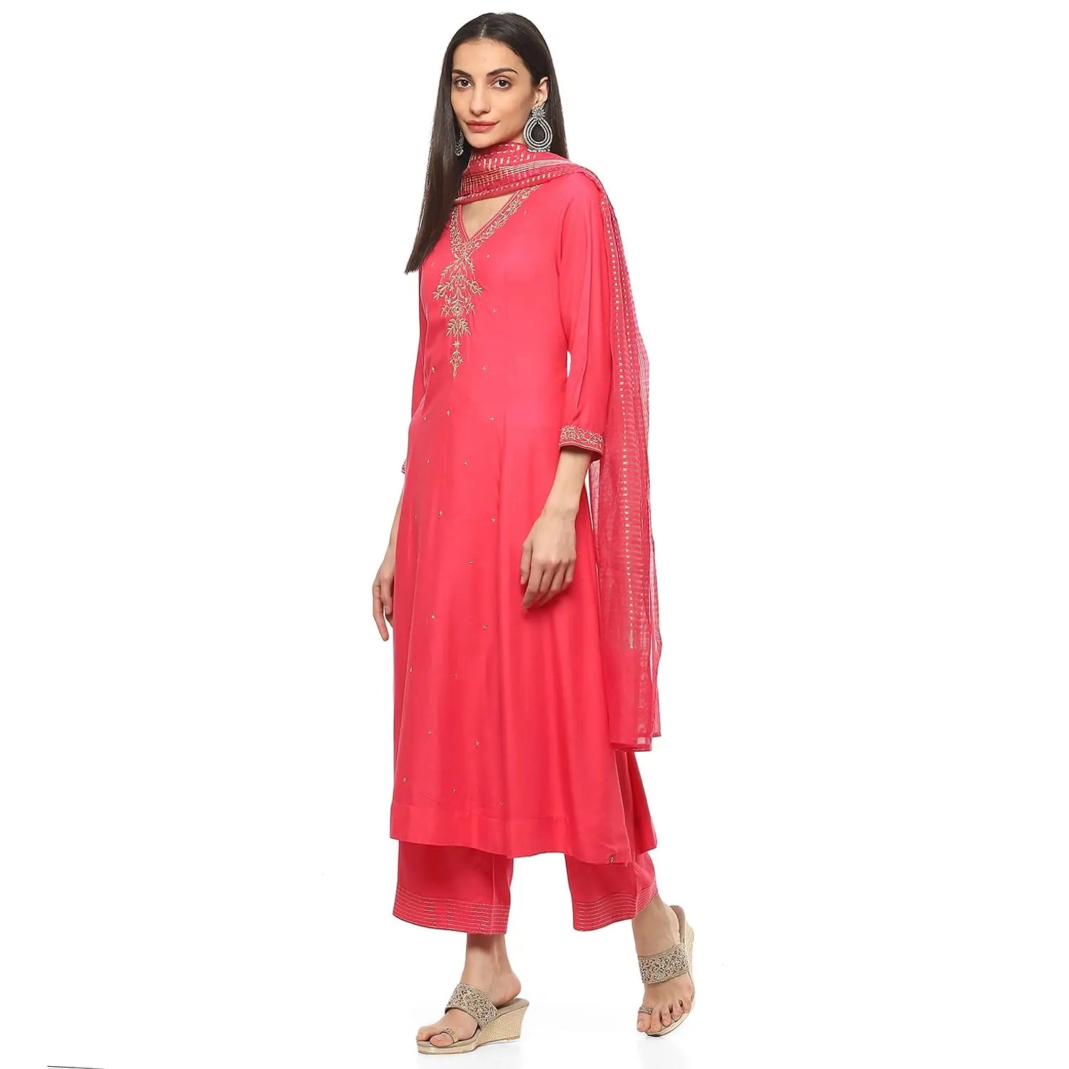 BIBA Women EMBROIDERY STRAIGHT KURTA SALWAR KURTA DUPATTA(SKDRIVAYAT9536_FUCHSIA_32) SaumyasStore