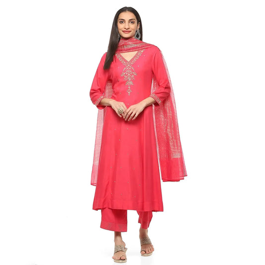 BIBA Women EMBROIDERY STRAIGHT KURTA SALWAR KURTA DUPATTA(SKDRIVAYAT9536_FUCHSIA_32) SaumyasStore