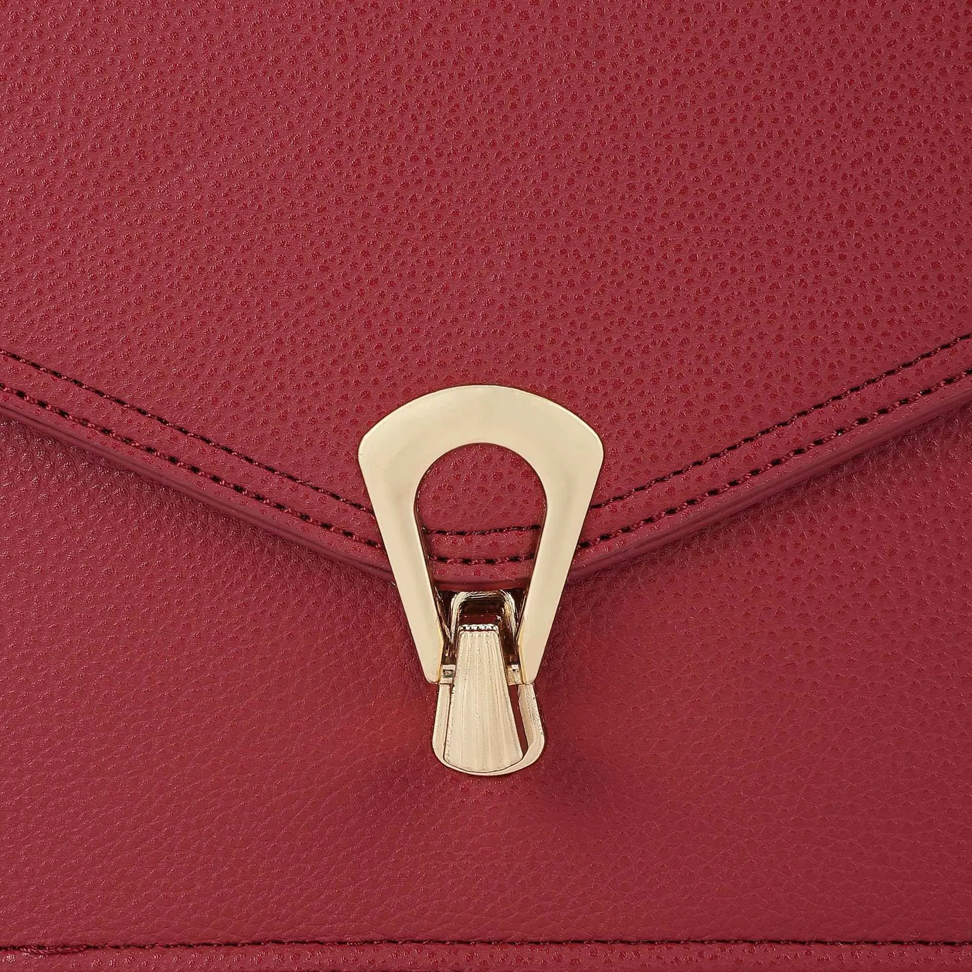 Fastrack Casual Sling Bag with Lock Closure for Girls, Medium Size with Internal Organiser, Handheld Design and Metal Chain Sling SaumyasStore