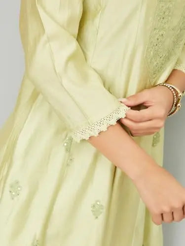 Max Women's Polyester Blend Kurta Set (COPJ52001_Green SaumyasStore