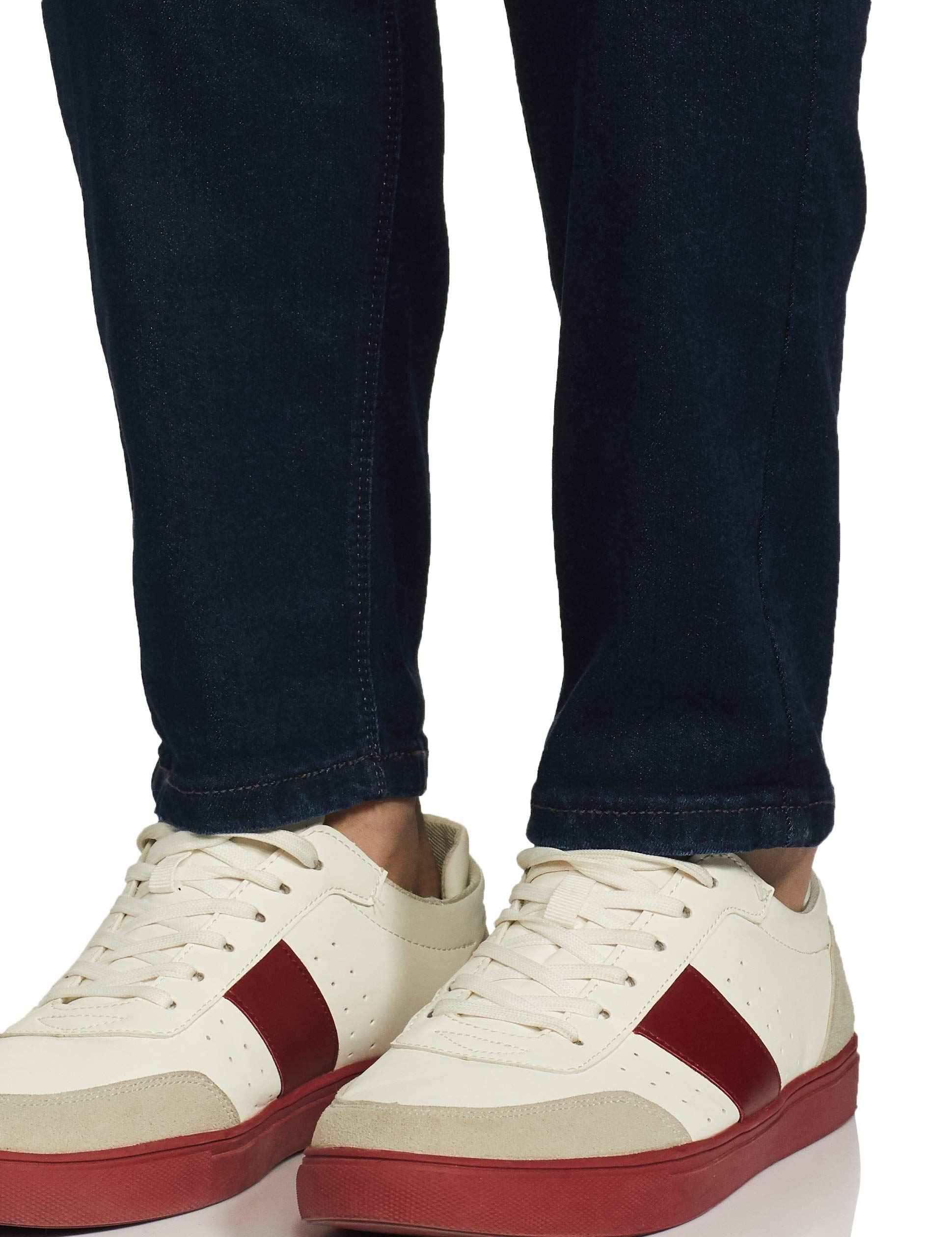 UNITED COLORS OF BENETTON Men's Slim Jeans (4LRNS9011I_901_30_Blue SaumyasStore