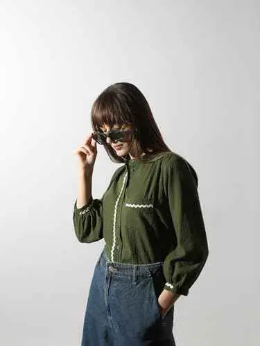 VERO MODA Women's Cotton Regular Fit Green Shirt SaumyasStore