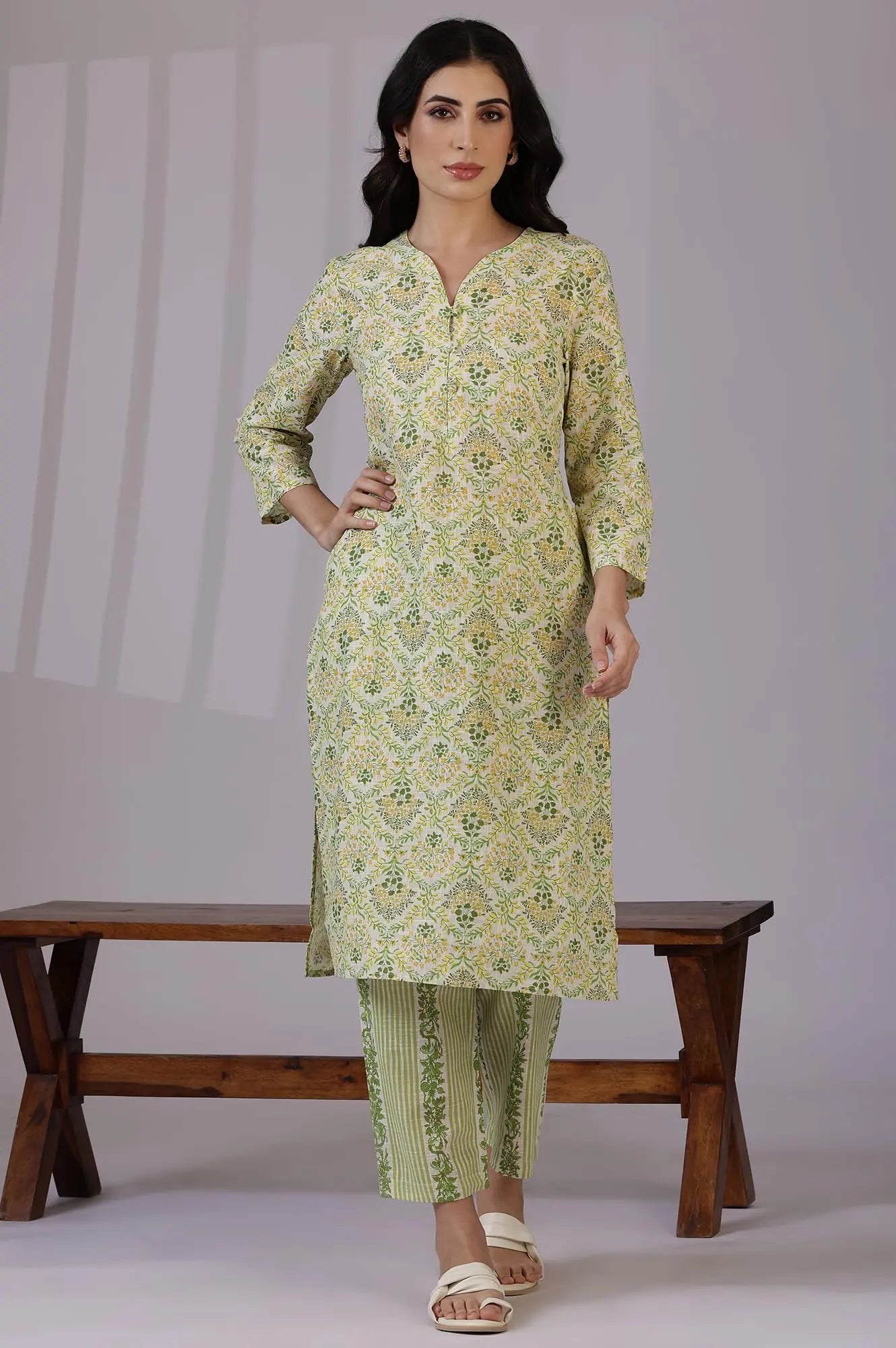 W for Woman Off-White Floral Printed Pure Cotton A-line Kurta and Pants Co-ord Set (Size: L)-WS12336-125449 SaumyasStore