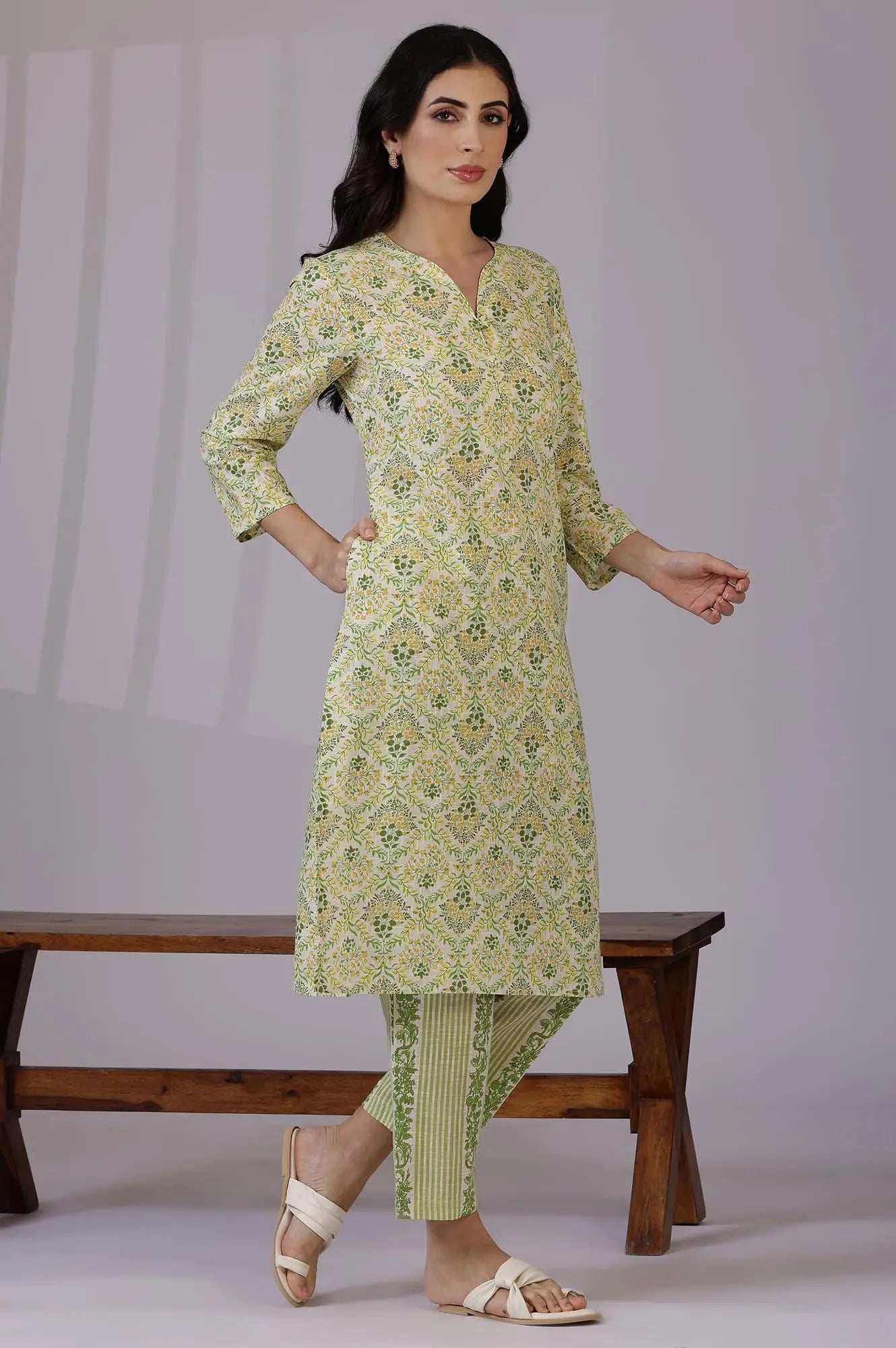 W for Woman Off-White Floral Printed Pure Cotton A-line Kurta and Pants Co-ord Set (Size: L)-WS12336-125449 SaumyasStore