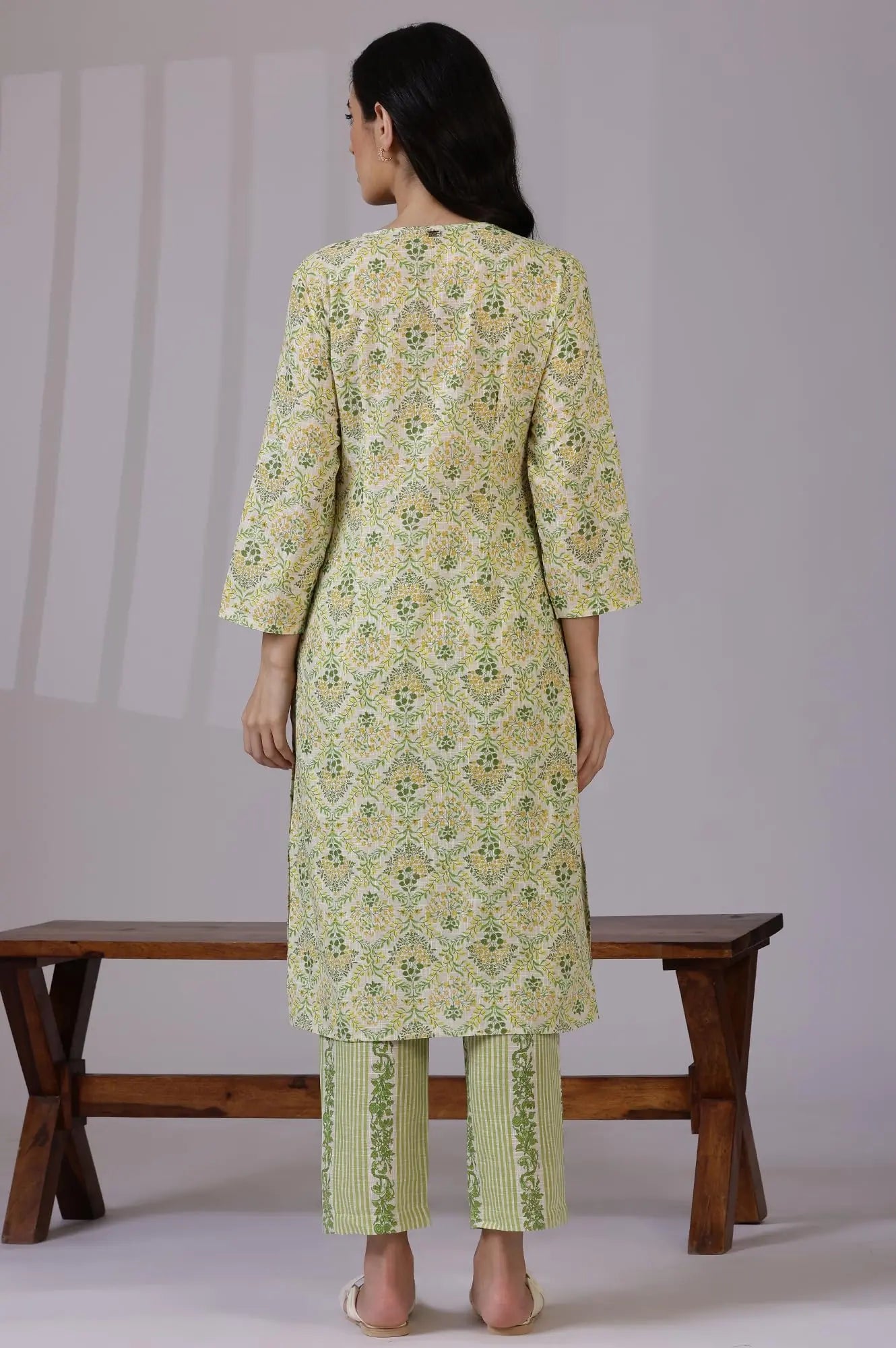 W for Woman Off-White Floral Printed Pure Cotton A-line Kurta and Pants Co-ord Set (Size: L)-WS12336-125449 SaumyasStore