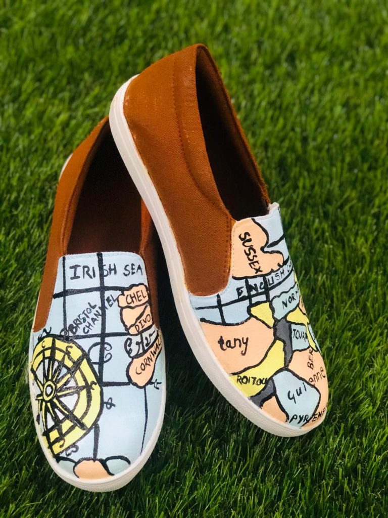 Explore the world Hand Printed Shoe - SaumyasStore