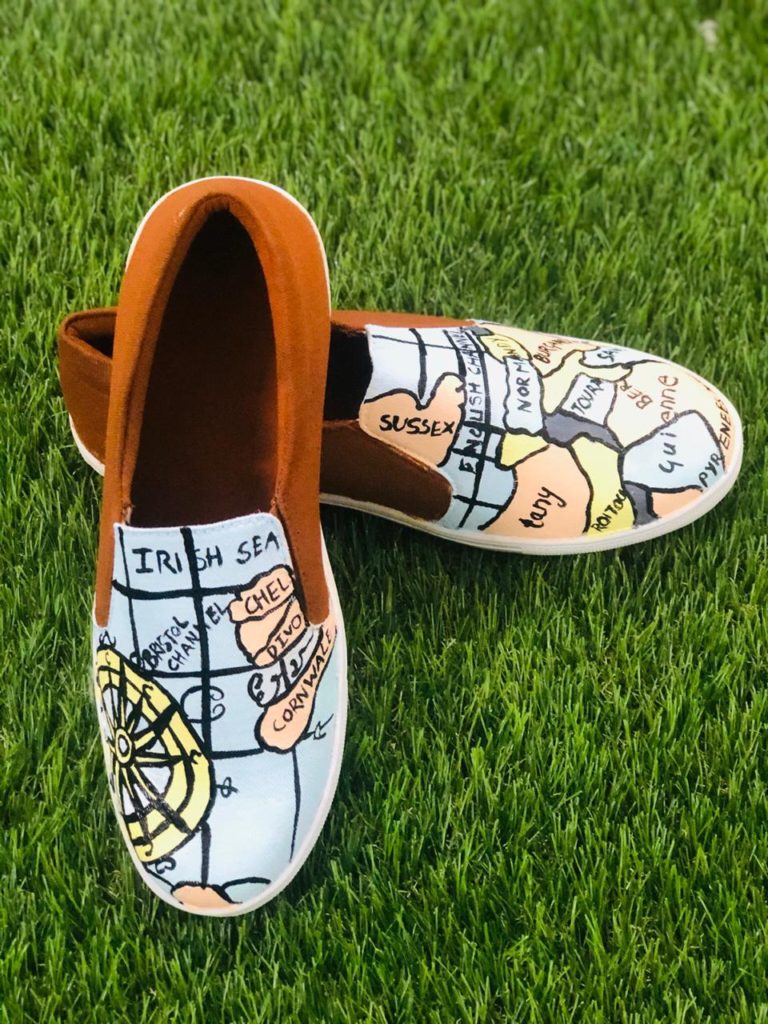 Explore the world Hand Printed Shoe - SaumyasStore