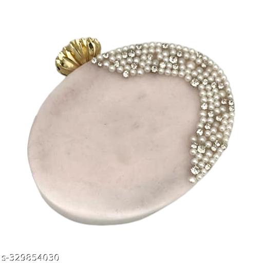 BEST INDIAN HANDICRAFT Designer Handbag Fashionable Unique Resin Clutch With Unique Pattern Handmade Clutch Bag for Women and Girls