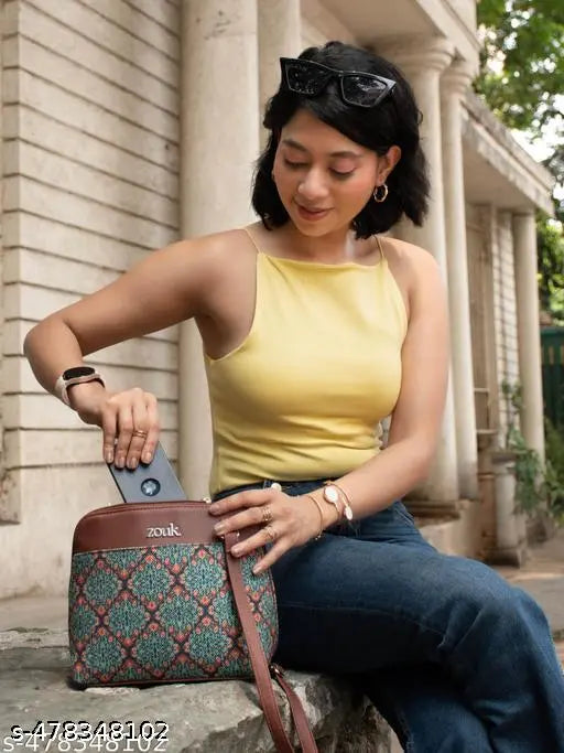 Zouk Kolkata Nouveau OOO Sling Bag