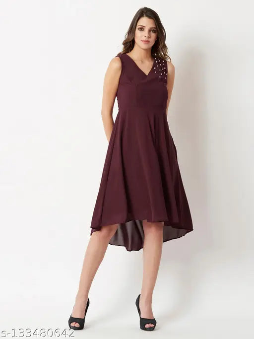 Miss Chase Women's Solid V-neck Maroon Dresses