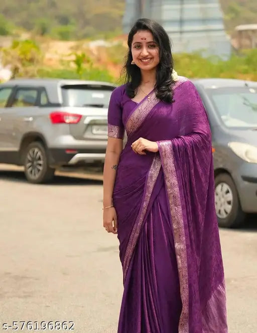 Pure Chifon Weaving Pattern Saree With Soft Banarasi Silk Blouse