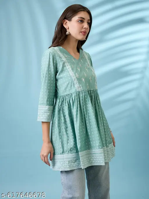 Globus Women Green Ethnic Print V-Neck Sequinned Detail Gathered Tunic