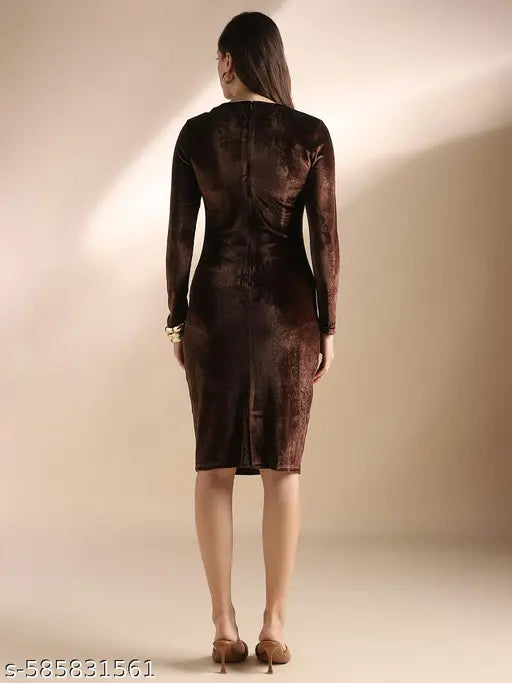 Globus Women Brown Round Neck Long Sleeves Cut-Out Detail Velvet Bodycon Party Dress