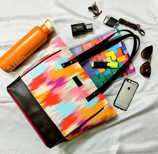 ZIPPERED PARTITION TOTE