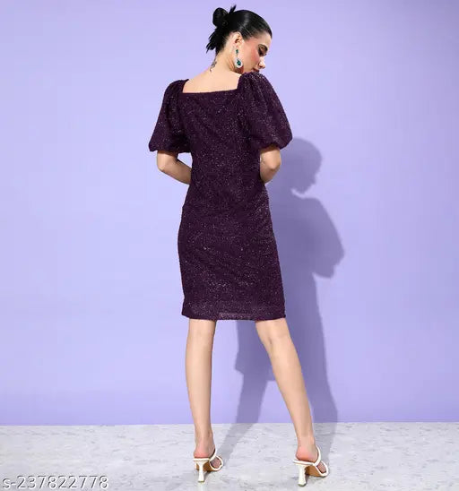 Women's Solid Round Neck Black Dresses