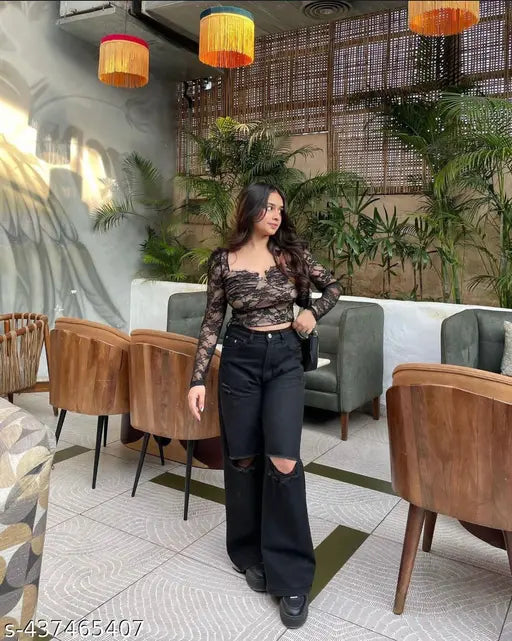 high waist knee cut jeans //trending womans hotseleing wideleg knee cut jeans