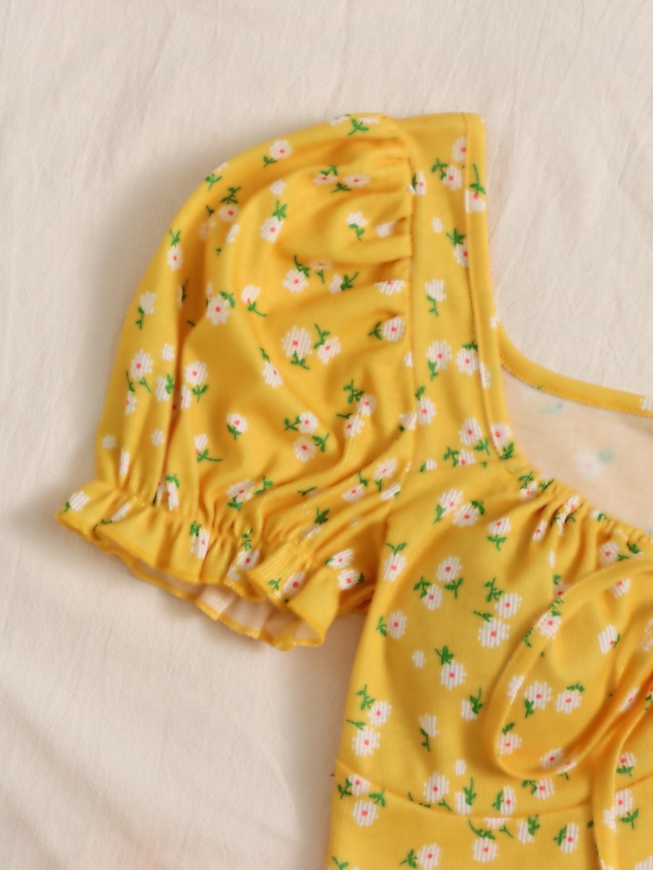 AAHWAN Puff Sleeves Floral Print Crop Top For Women's - SaumyasStore