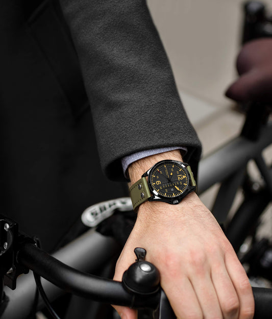 Stuhrling Men's Quartz Black Case, Black Dial, Green Leather Strap Watch - SaumyasStore